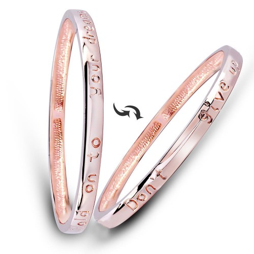 Good Feeling Bracelet - "Hold On To Your Dreams"